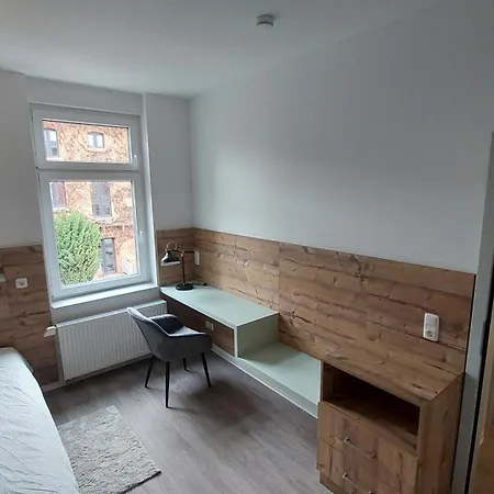 Klimatisiert In Stadtfeld West * Magdeburk